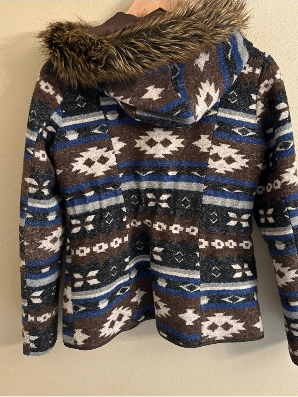 Hydraulic Coat Jacket Medium Aztec Southwestern Tribal Faux Fur Hooded Fall